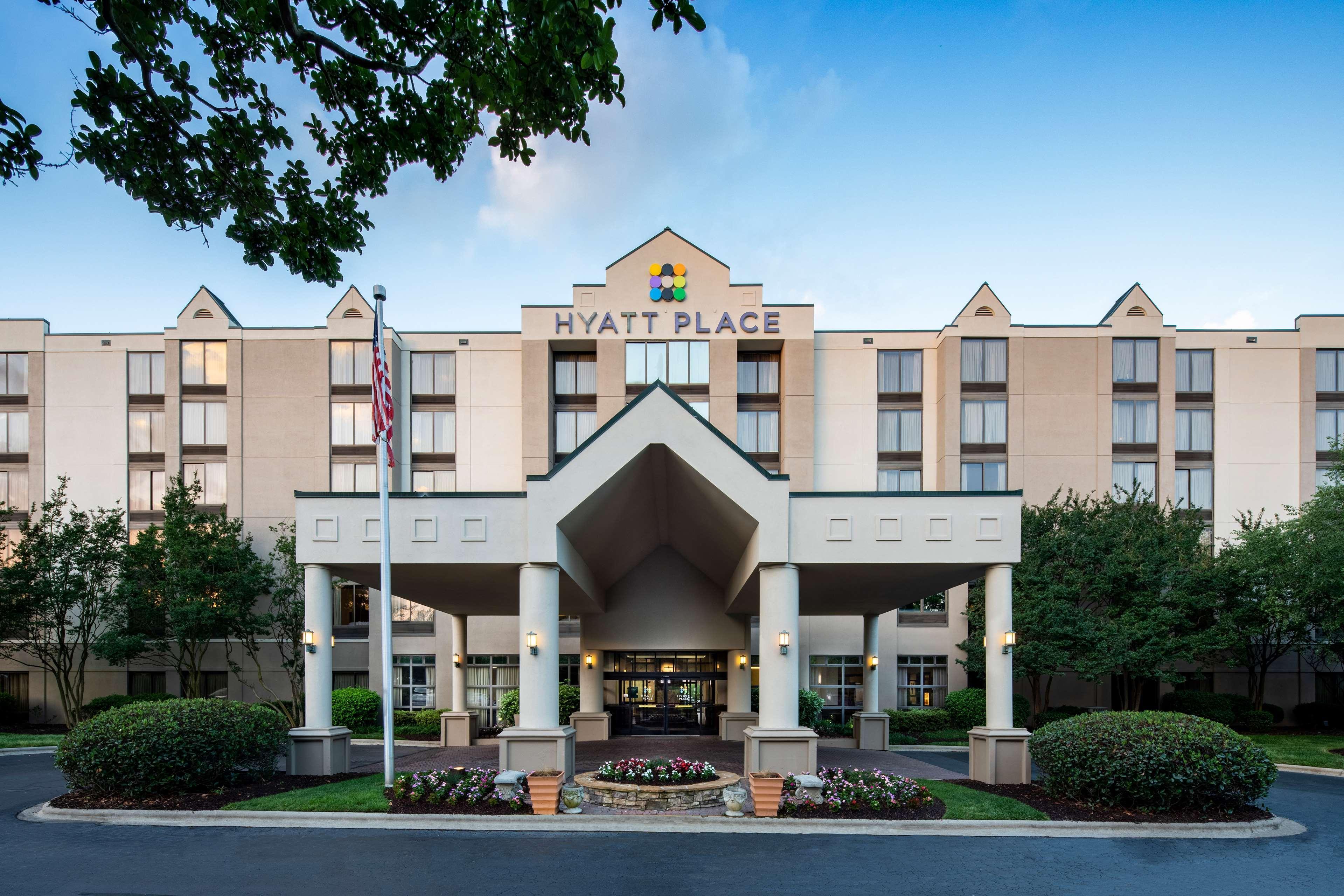 Hyatt Place Dallas Park Central Екстер'єр фото